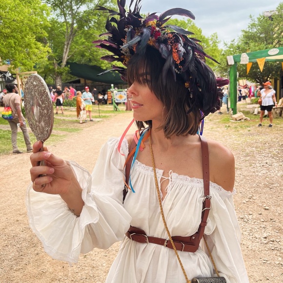 Meet your Posher, Kaleigh - Picture 4 of 4